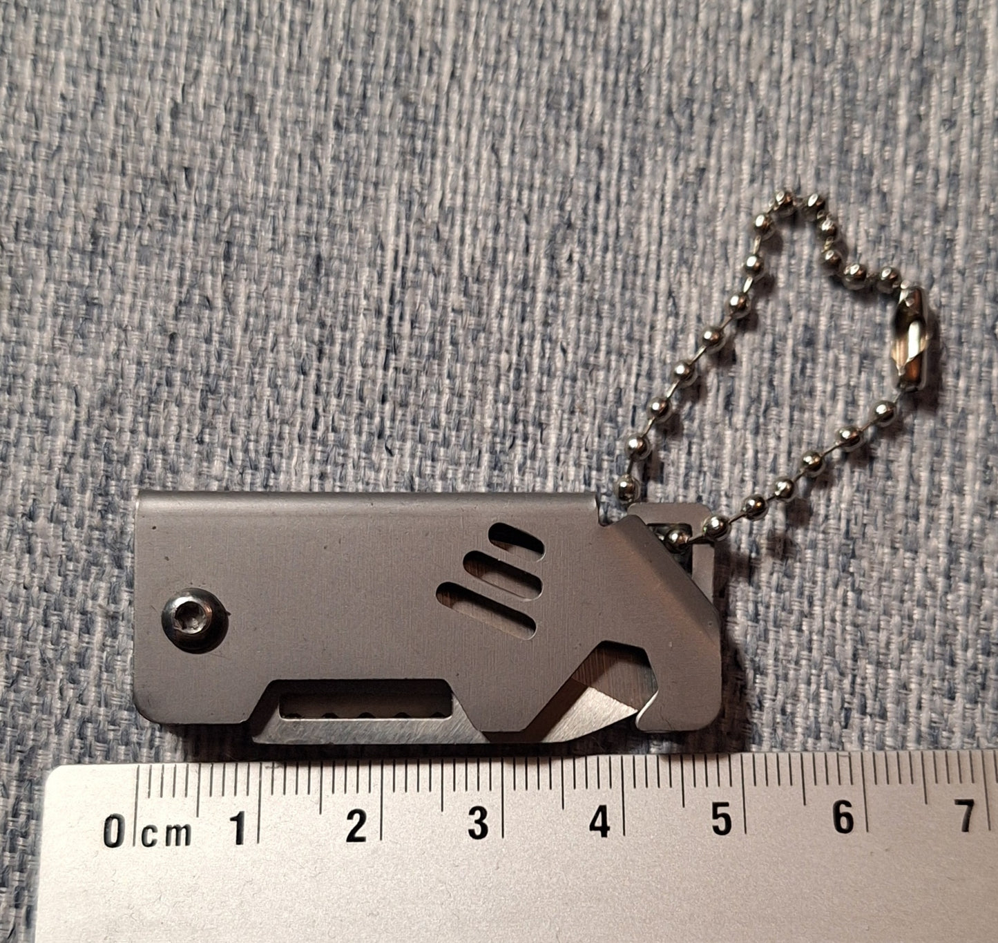 Porte-clef ( couteau )