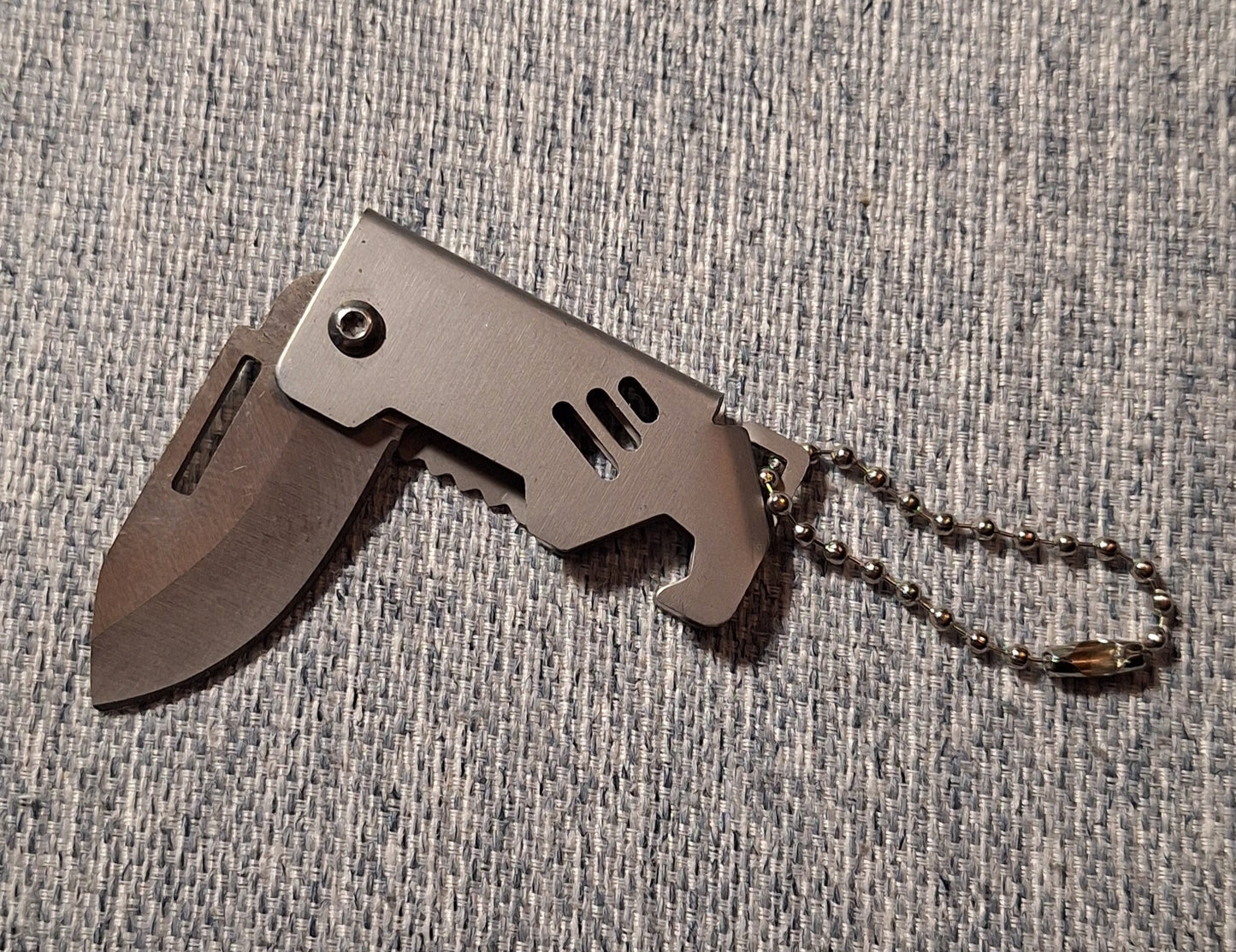 Porte-clef ( couteau )