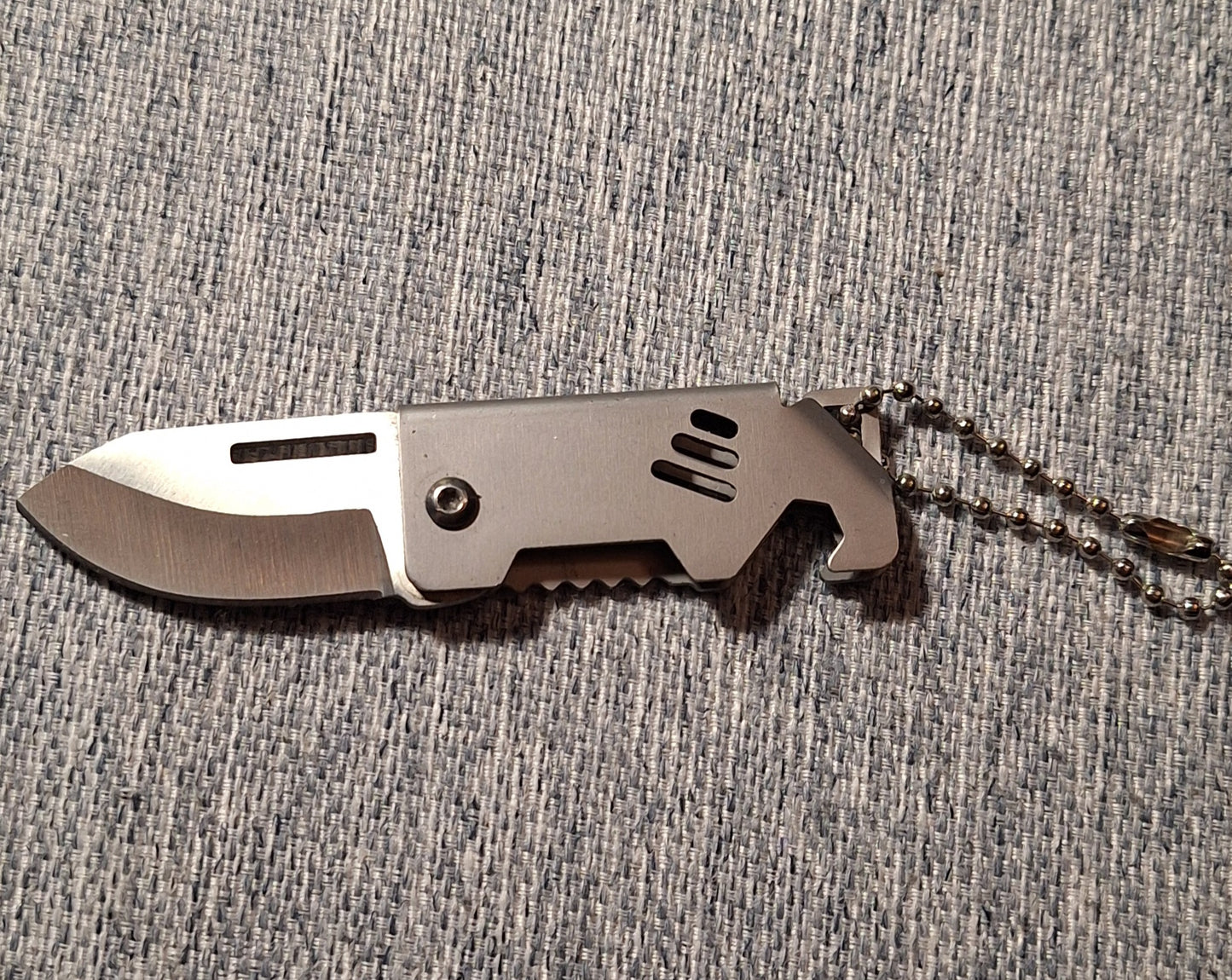 Porte-clef ( couteau )