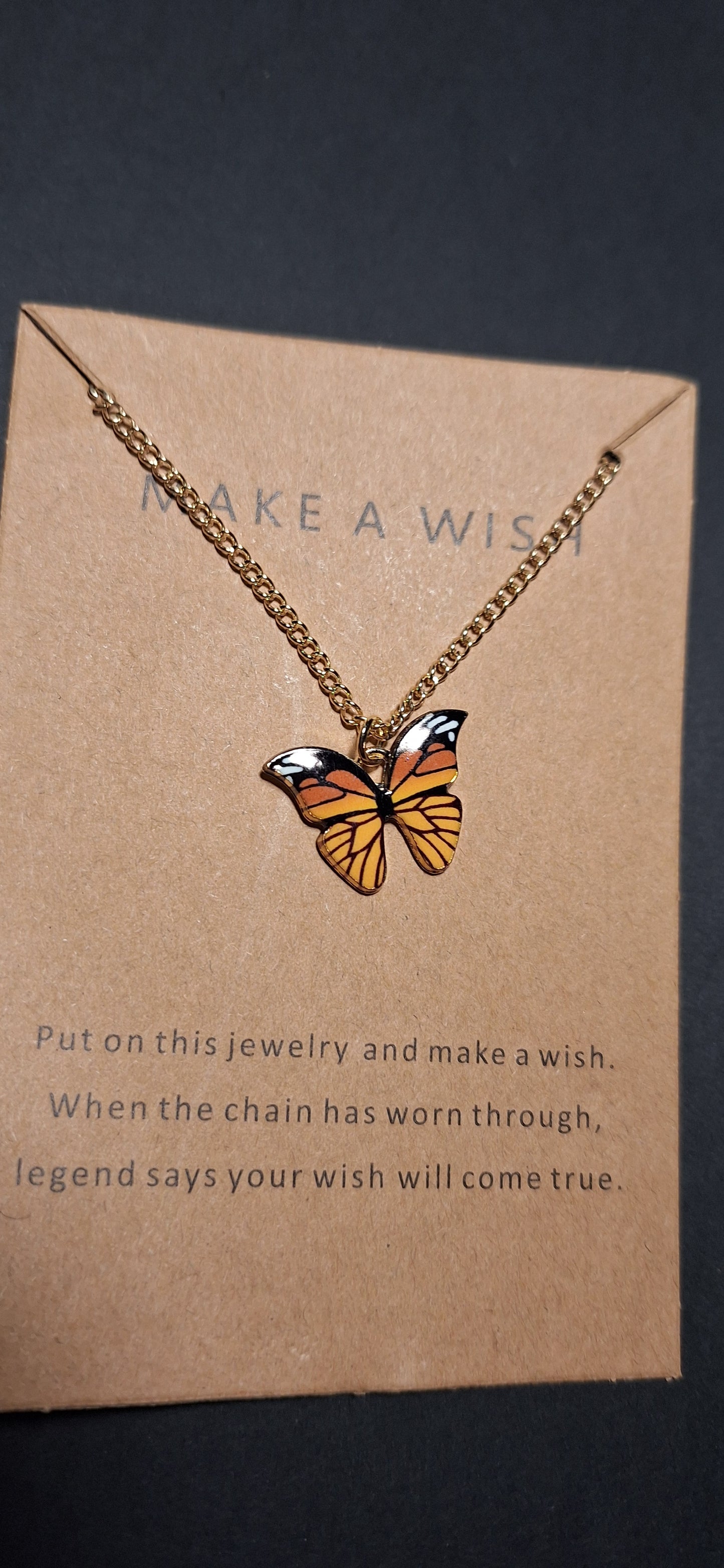 Collier ( papillon )