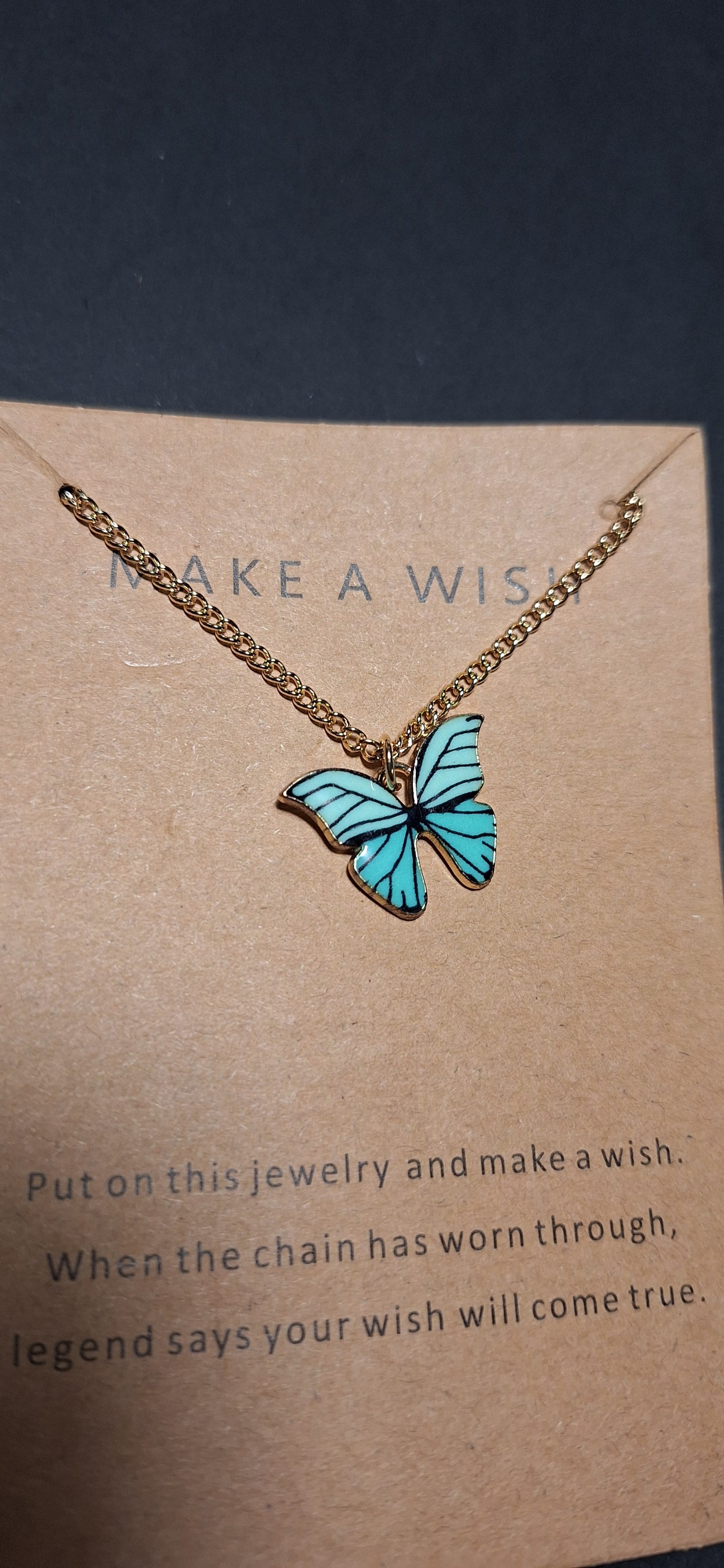 Collier ( papillon )