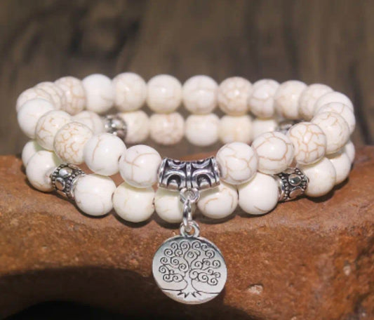 Bracelet en pierre naturelle ( Howlite Blanche )
