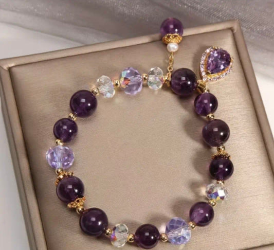 Bracelet en perle de cristal ( coeur en Améthiste )
