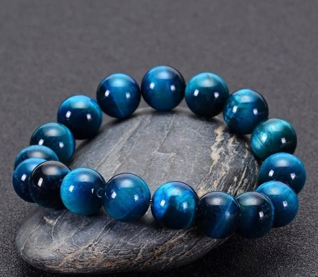 Bracelet en pierre naturelle ( Oeil de Tigre Bleu )